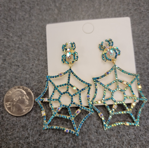 Rhinestone Spiderweb Drop Earrings - Picture 3 of 3